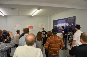 Warren supporters turn out to RWR's Des Moines office opening