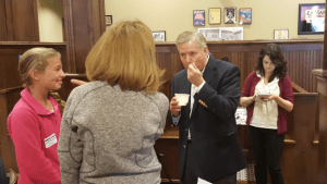 Lindsey Graham Cools Down with a Bowl of Ice Cream While Talking to Voters in LeMars