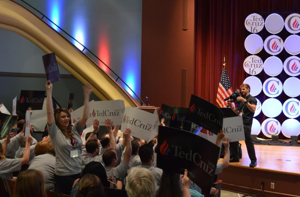 A Cruz rally during the summer