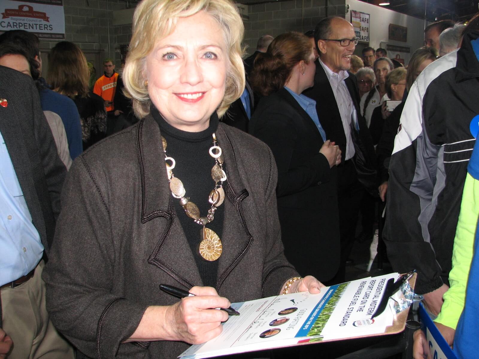 Clinton signing the ARF report card