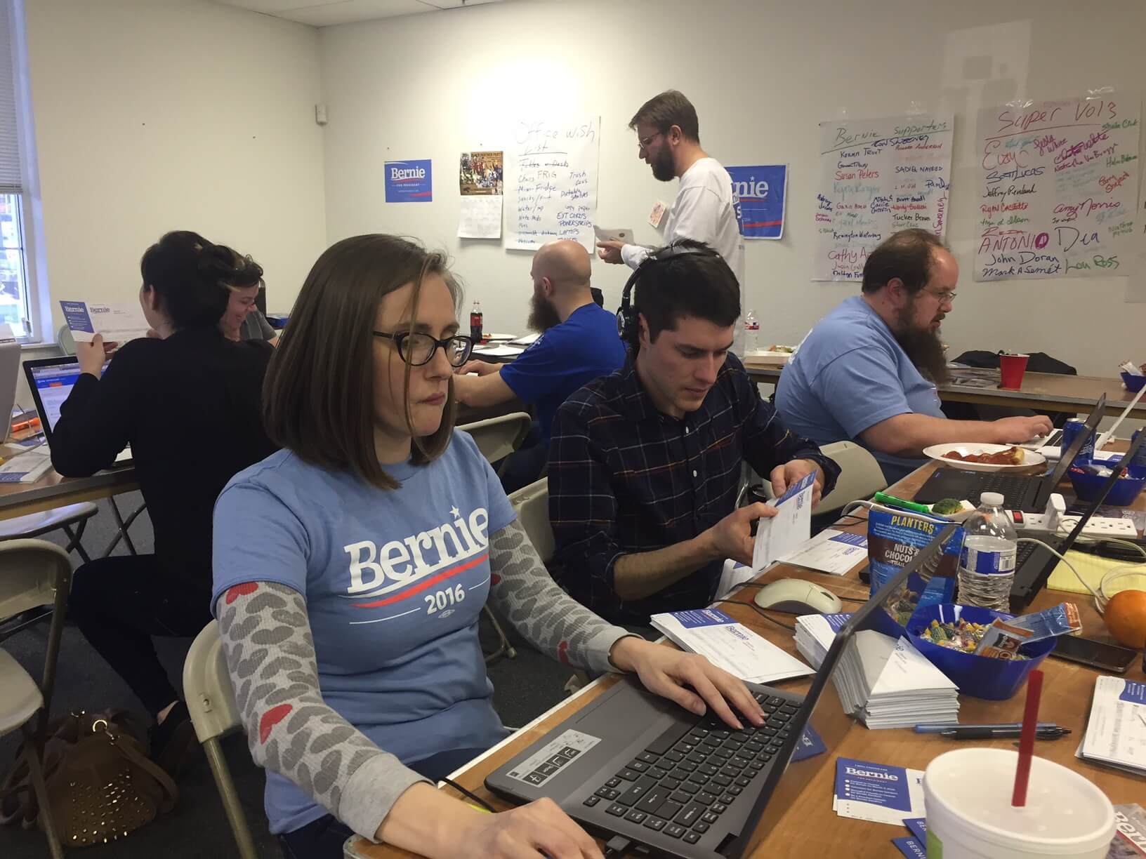 Sanders volunteers at their Shawnee office