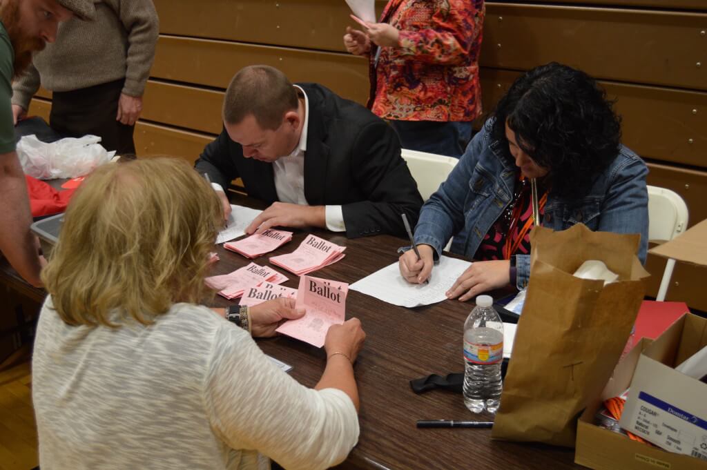 Republicans count the ballots