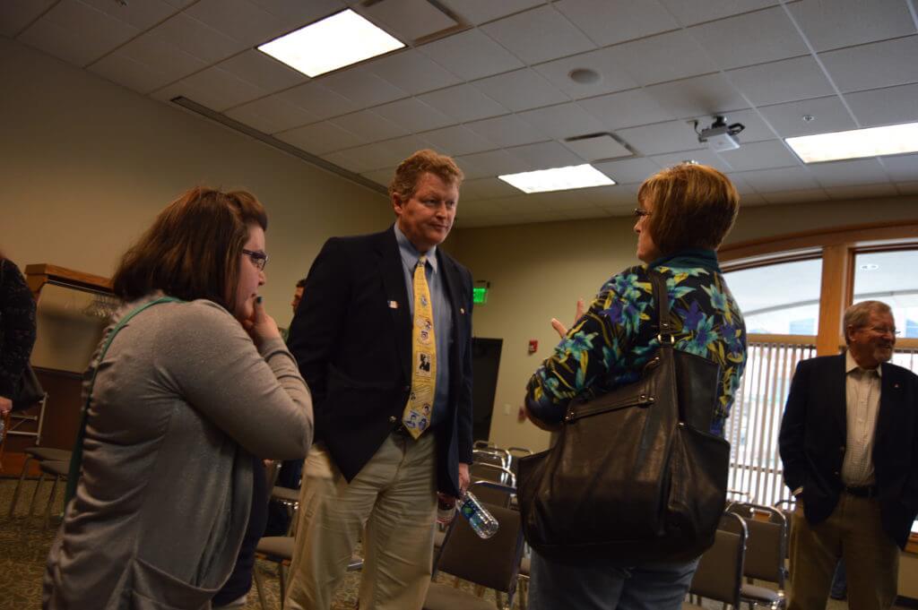 Murphy chats with voters in Monticello