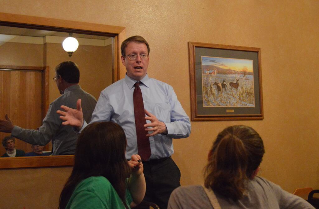 Hogg speaks to the Calhoun County Democrats