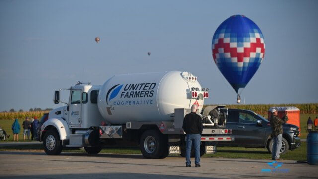 Where + How to Take a Hot Air Balloon Ride in Iowa